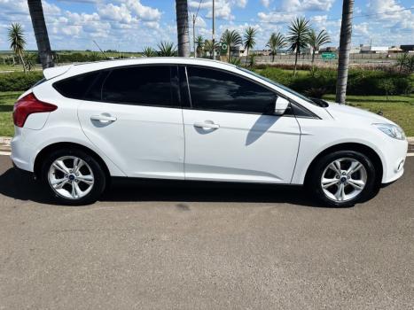 FORD Focus Hatch 1.6 16V 4P SE FLEX, Foto 6