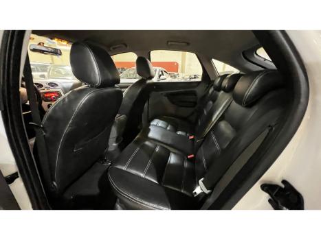 FORD Focus Hatch 1.6 4P GLX, Foto 12