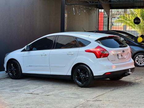 FORD Focus Hatch 1.6 16V 4P FLEX S POWERSHIFT AUTOM�TICO, Foto 3