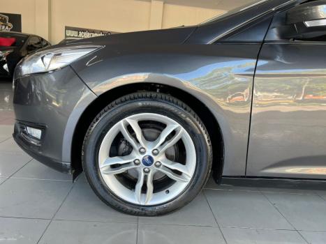 FORD Focus Hatch 1.6 16V 4P SE FLEX, Foto 7