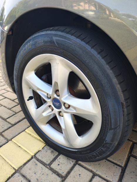 FORD Focus Hatch 1.6 4P GLX FLEX, Foto 9