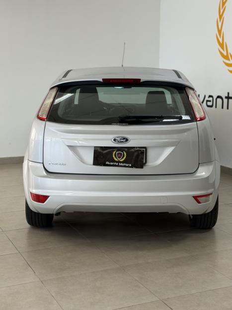 FORD Focus Hatch 1.6 4P, Foto 3