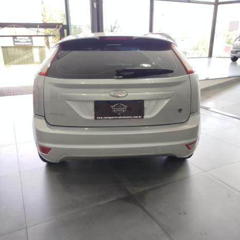 FORD Focus Hatch 1.6 16V 4P FLEX GL, Foto 4