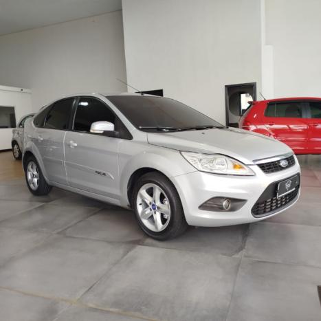 FORD Focus Hatch 1.6 16V 4P FLEX GL, Foto 6