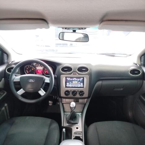 FORD Focus Hatch 1.6 16V 4P FLEX GL, Foto 12