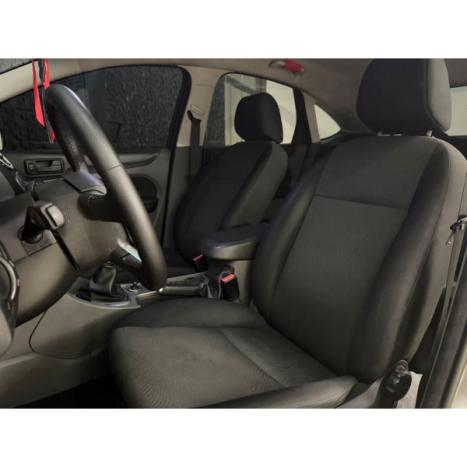 FORD Focus Hatch 1.6 4P, Foto 14