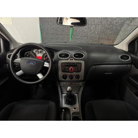 FORD Focus Hatch 1.6 16V 4P SE FLEX, Foto 9