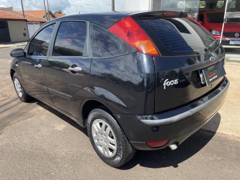 FORD Focus Hatch 1.6 16V 4P SE FLEX, Foto 7