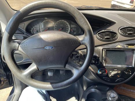 FORD Focus Hatch 1.6 16V 4P SE FLEX, Foto 10