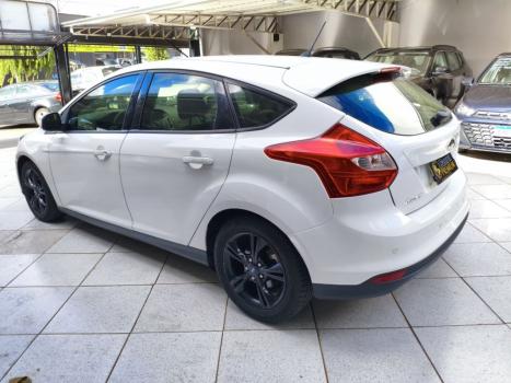 FORD Focus Hatch 1.6 4P, Foto 5