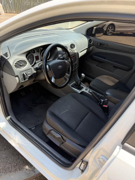 FORD Focus Hatch 1.6 4P GLX FLEX, Foto 8