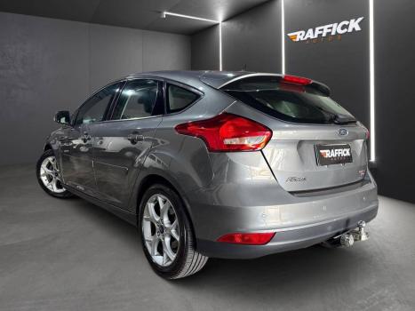 FORD Focus Hatch 1.6 16V 4P FLEX SE POWERSHIFT AUTOM�TICO, Foto 3