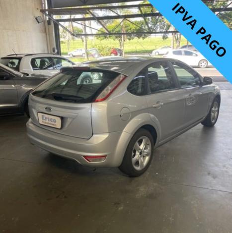 FORD Focus Hatch 1.6 16V 4P SE PLUS FLEX, Foto 2