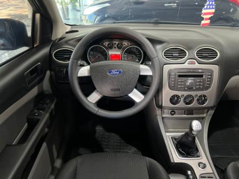 FORD Focus Hatch 1.6 4P GLX FLEX, Foto 2