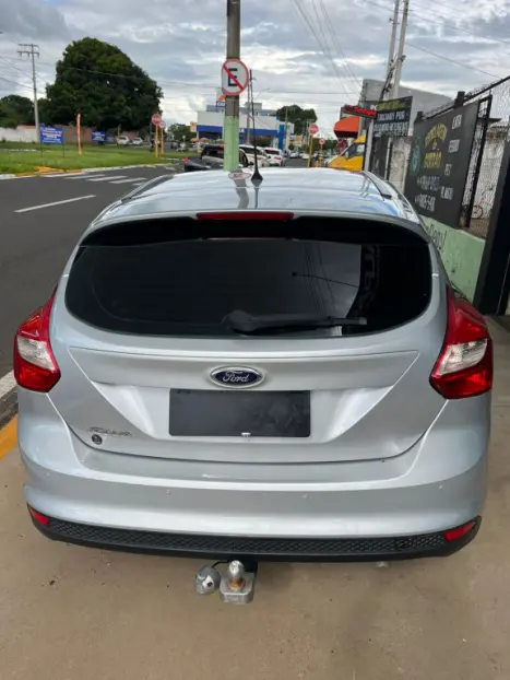 FORD Focus Hatch 1.6 16V 4P SE FLEX, Foto 8