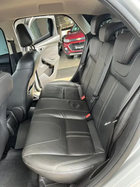 FORD Focus Hatch 1.6 16V 4P SE FLEX, Foto 4