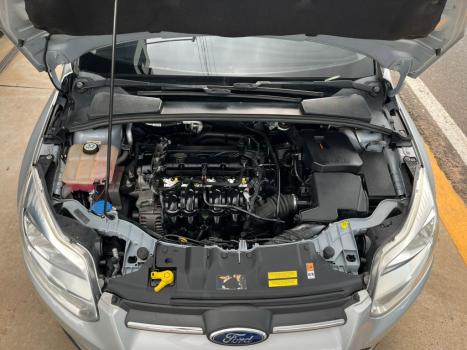 FORD Focus Hatch 1.6 16V 4P SE FLEX, Foto 5