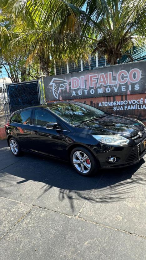 FORD Focus Hatch 1.6 16V 4P SE PLUS FLEX, Foto 1