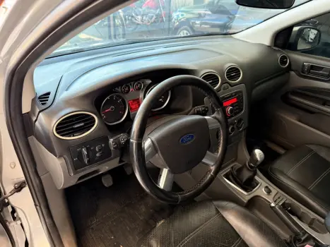 FORD Focus Hatch 1.6 4P GLX FLEX, Foto 8