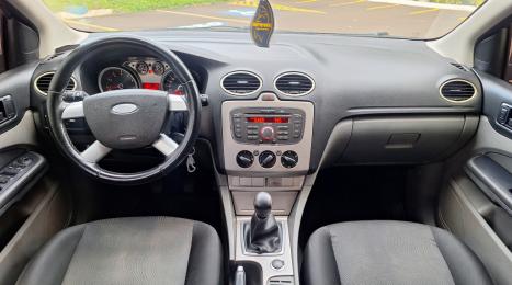 FORD Focus Hatch 1.6 16V 4P SE FLEX, Foto 7
