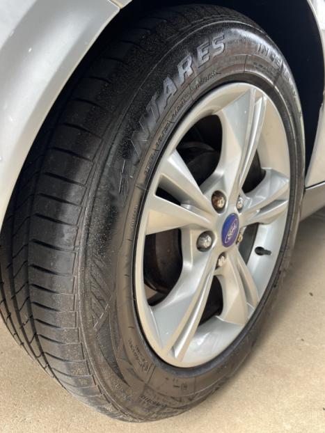 FORD Focus Hatch 1.6 16V 4P SE FLEX, Foto 5