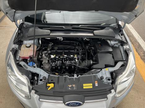 FORD Focus Hatch 1.6 16V 4P SE FLEX, Foto 6