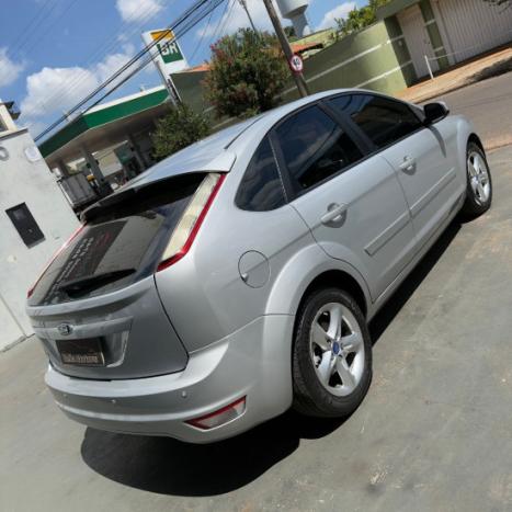 FORD Focus Hatch 1.6 4P, Foto 3