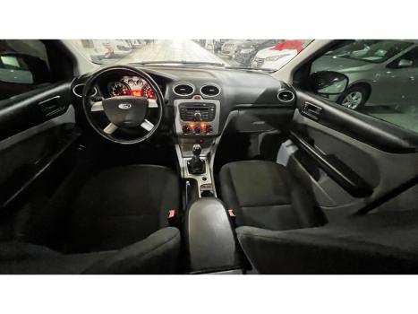 FORD Focus Hatch 1.6 4P GLX, Foto 6