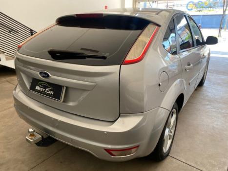 FORD Focus Hatch 1.6 4P GLX, Foto 3