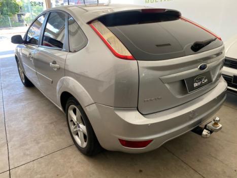 FORD Focus Hatch 1.6 4P GLX, Foto 6