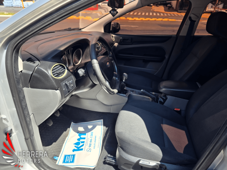 FORD Focus Hatch 1.6 16V 4P SE FLEX, Foto 10