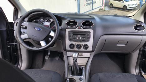 FORD Focus Hatch 1.6 4P FLEX GL, Foto 6