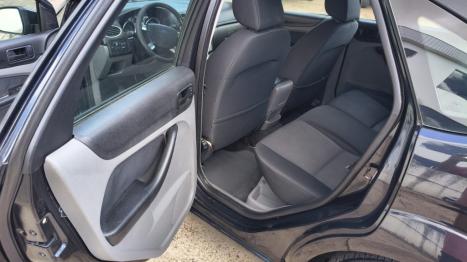FORD Focus Hatch 1.6 4P FLEX GL, Foto 9