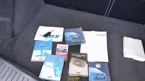 FORD Focus Hatch 1.6 4P FLEX GL, Foto 11