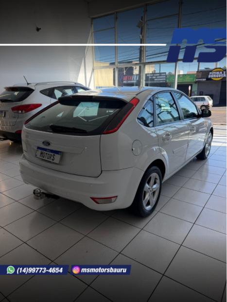 FORD Focus Hatch 1.6 16V 4P FLEX GL, Foto 6
