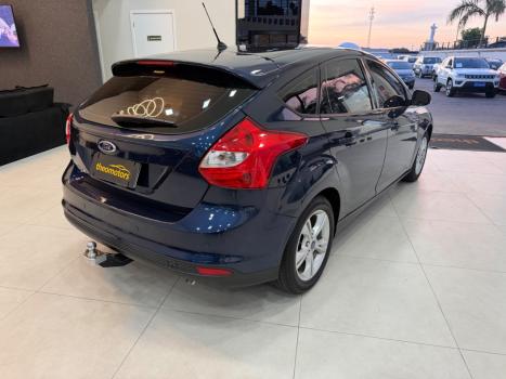 FORD Focus Hatch 1.6 16V 4P SE FLEX, Foto 5