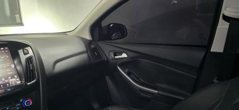 FORD Focus Hatch 1.6 16V 4P SE PLUS FLEX, Foto 4