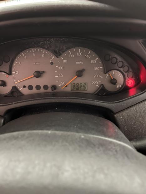 FORD Focus Hatch 1.6 4P, Foto 4