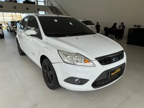 FORD Focus Hatch 1.6 4P GLX FLEX, Foto 2