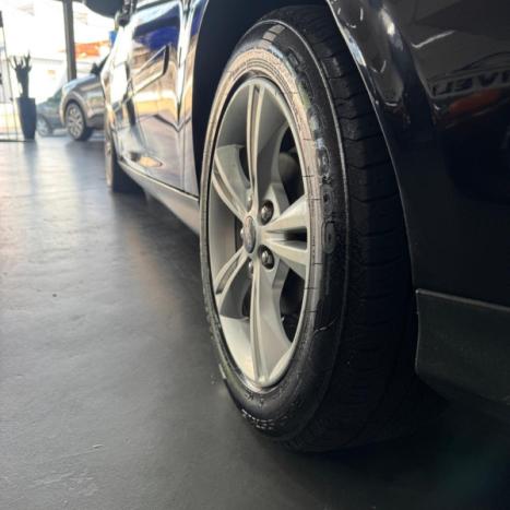 FORD Focus Hatch 1.6 16V 4P SE FLEX, Foto 9