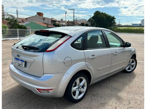 FORD Focus Hatch 1.6 4P GLX, Foto 3