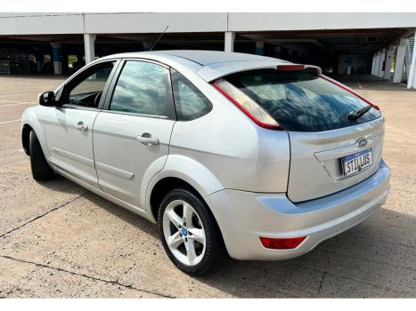 FORD Focus Hatch 1.6 4P GLX, Foto 4