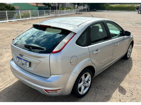 FORD Focus Hatch 1.6 4P GLX, Foto 9