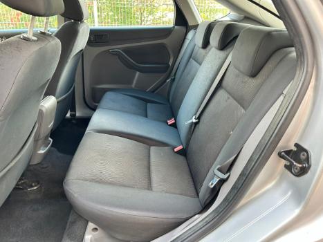 FORD Focus Hatch 1.6 4P GLX, Foto 14