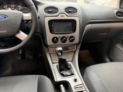 FORD Focus Hatch 1.6 4P GLX FLEX, Foto 9