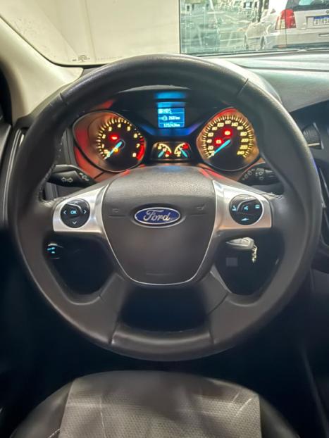FORD Focus Hatch 1.6 16V 4P FLEX SE POWERSHIFT AUTOM�TICO, Foto 14