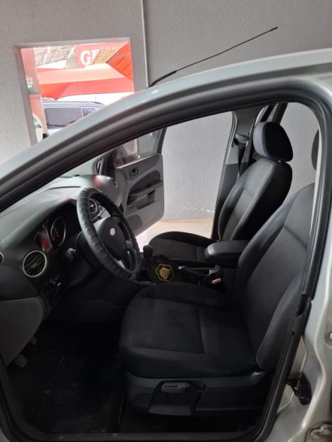 FORD Focus Hatch 1.6 4P GLX FLEX, Foto 12