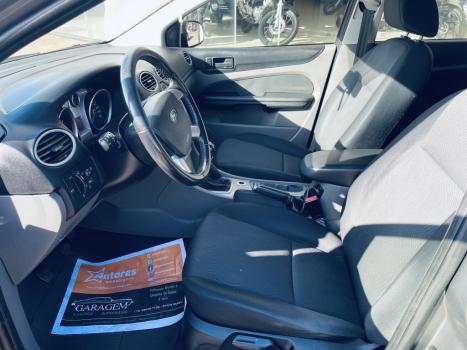 FORD Focus Hatch 1.6 16V 4P SE FLEX, Foto 8