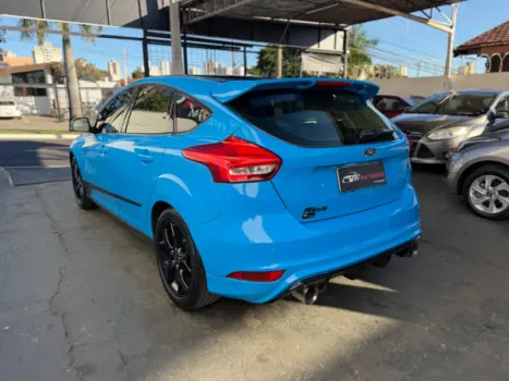 FORD Focus Hatch 1.6 16V 4P SE PLUS FLEX, Foto 2