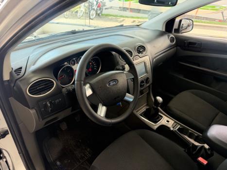 FORD Focus Hatch 1.6 4P GLX FLEX, Foto 9